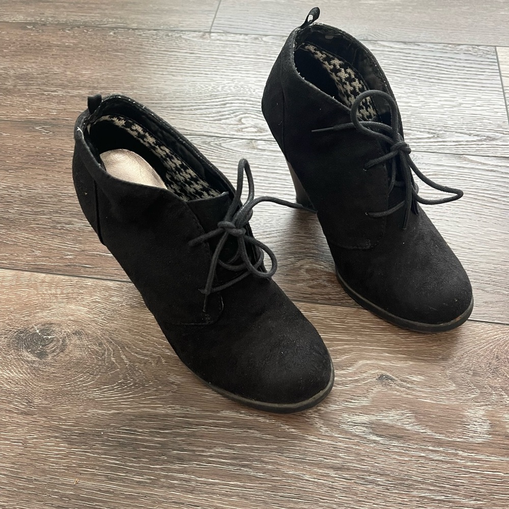 GAP Black Suede Ankle Booties
